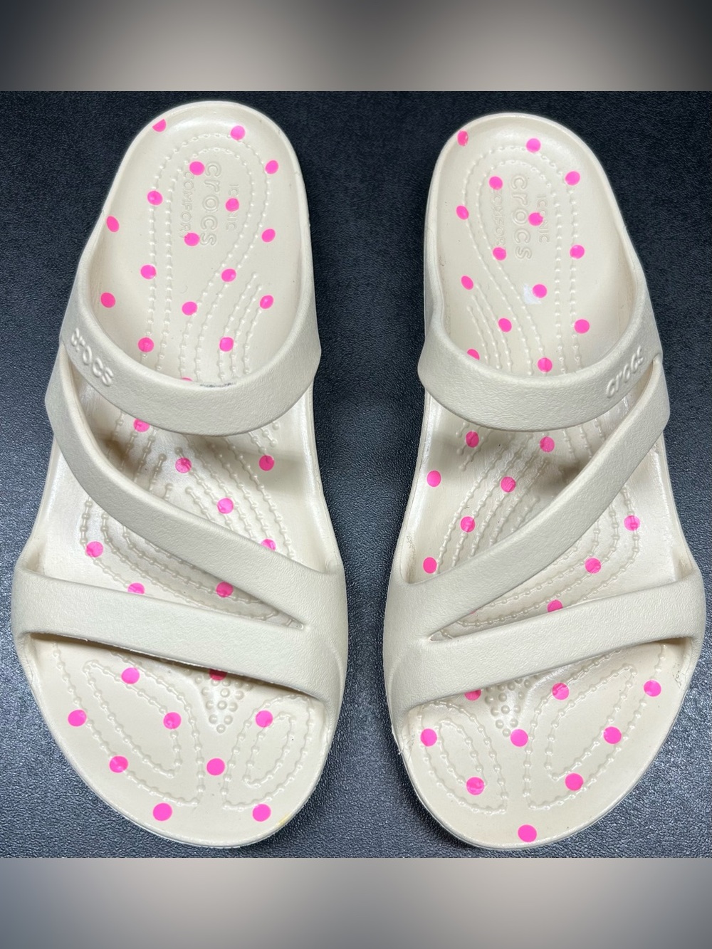 Crocs Women's Size 6 Kadee II Summer Polka Dot Sandals RARE